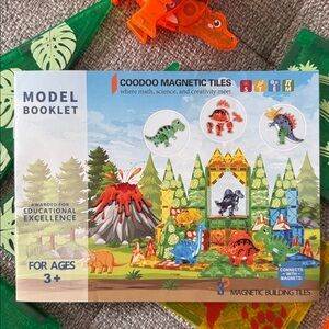 Coodoo Magnetic tiles Dino theme 24 pcs set EUC